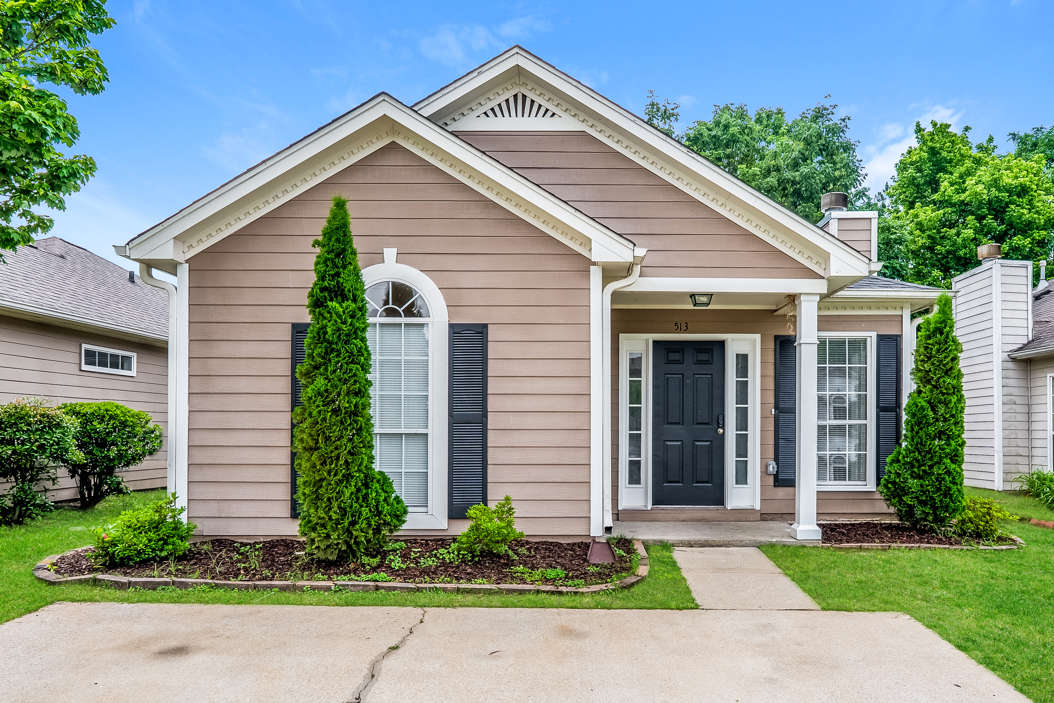 513 Walker Rd PELHAM, AL 35124